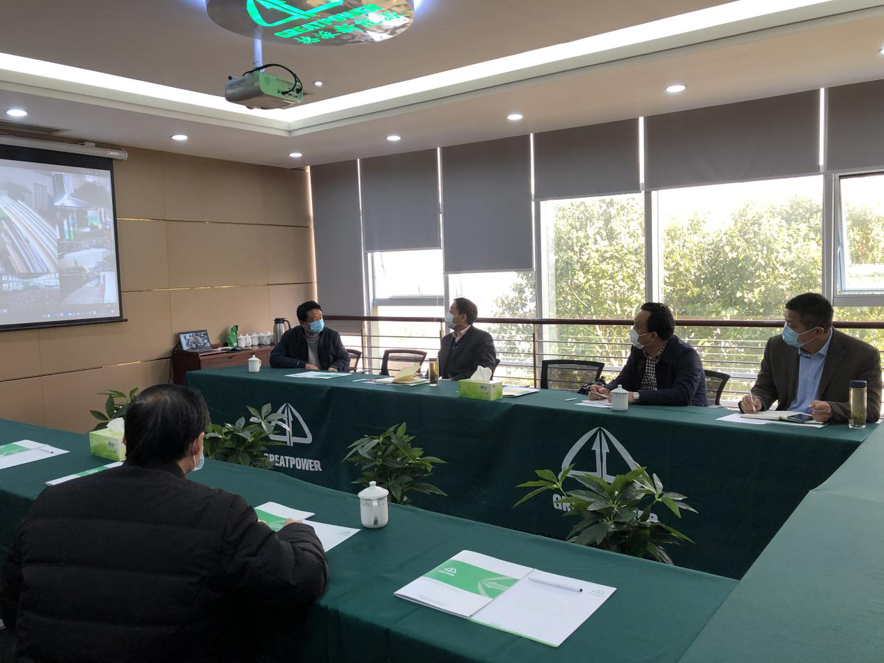 上虞區(qū)人大常委會副主任趙暢一行視察浙江格派